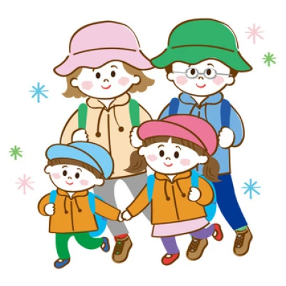 4人家族でハイキング
